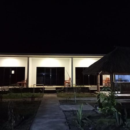 Simpang Hostel Kuta (Lombok) Exterior foto