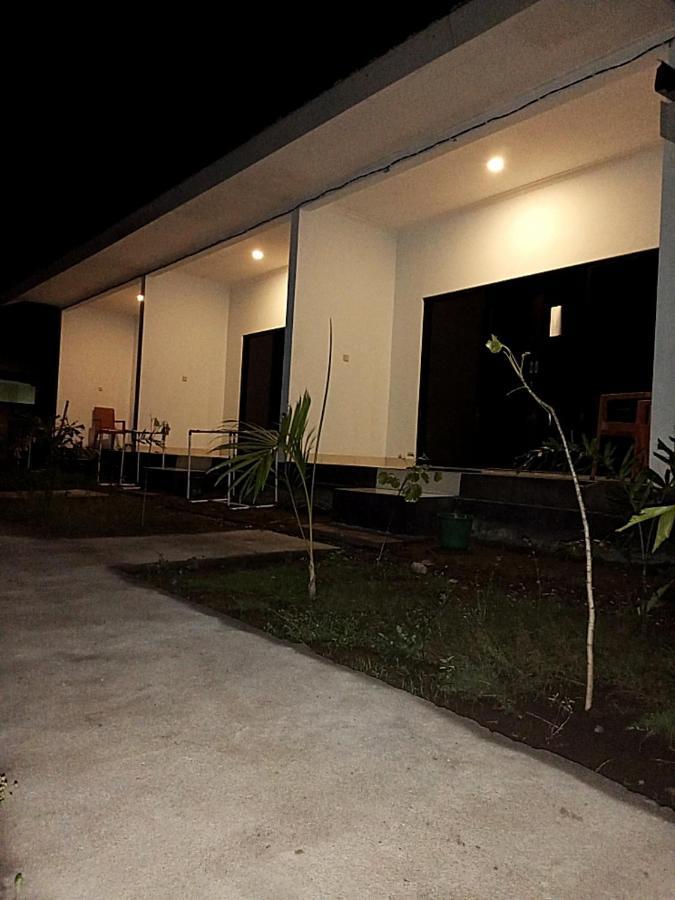 Simpang Hostel Kuta (Lombok) Exterior foto